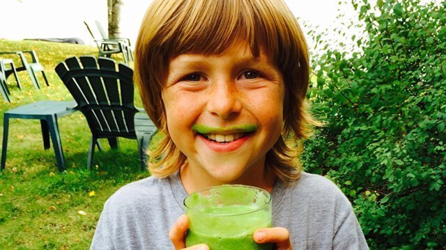Recipe for Pear & Spinach Smoothie from Raw Food Levi