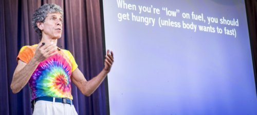 Don Bennett lecturing at the 2013 Woodstock Fruit Festival - Fruit-Powered