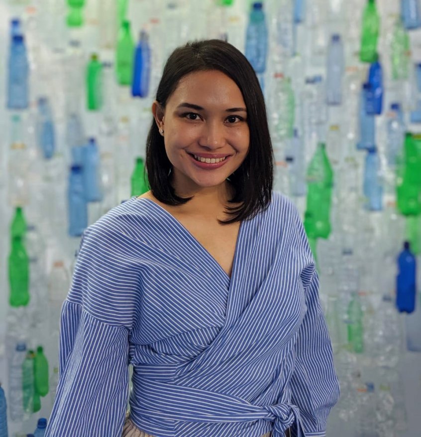 Tiza Mafira - portrait - effects of plastic on environment - Fruit-Powered