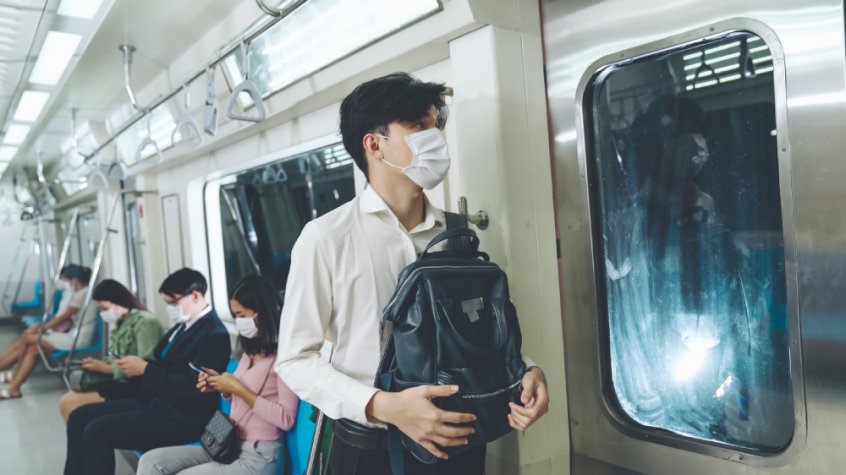 Coronavirus mask - people travel by train - Fruit-Powered